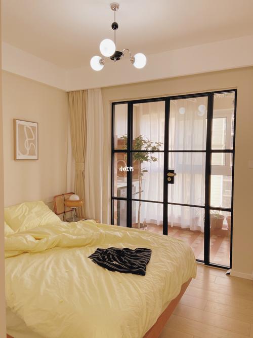 卧室_阳台_夏天去哪玩_窗帘_床品_蒲公英_奶油_衣柜_野兽派怎么样