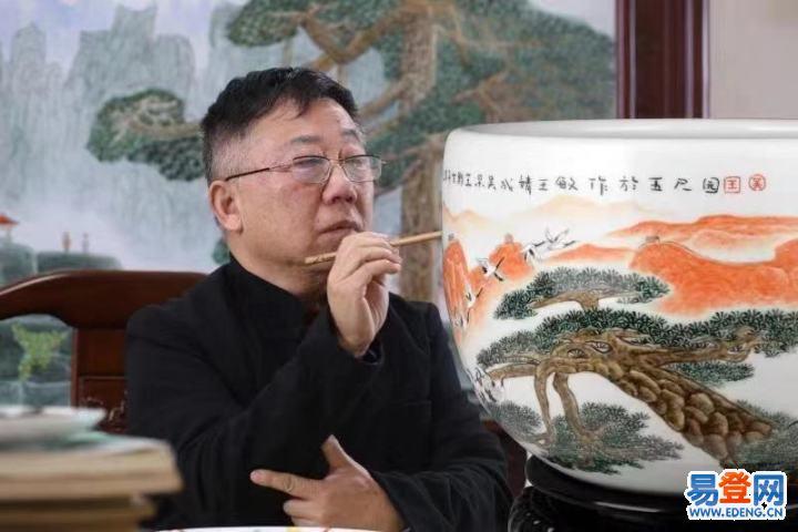 王锡良大师家族祖国万岁大师粉彩珍藏缸瓷缸