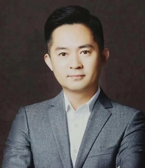 今日话题|美确诊占全球三分之一 法去年12月已现感染者