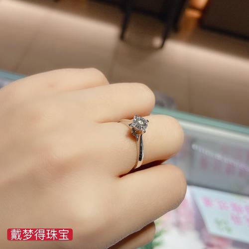 写美篇 摄影:万能琛 钻戒:桓台信誉楼戴梦得珠宝