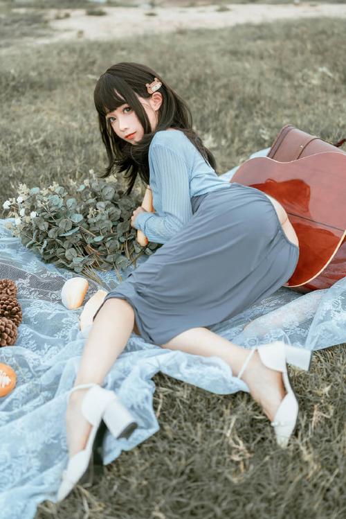 少女写真妹妹吉他cos性感诱人写真实在是太蛇了cn蠢沫沫