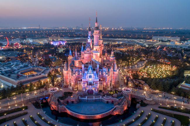 1,奥兰多迪士尼世界,全球最大的迪士尼公园,坐落在美国的佛罗里达