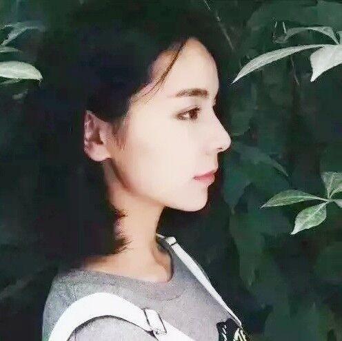 清新短发女神侧颜女头像就算终有一散也别辜负相遇