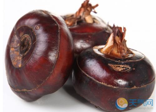 荸荠的功效与作用及禁忌 荸荠带皮煮水能不能喝