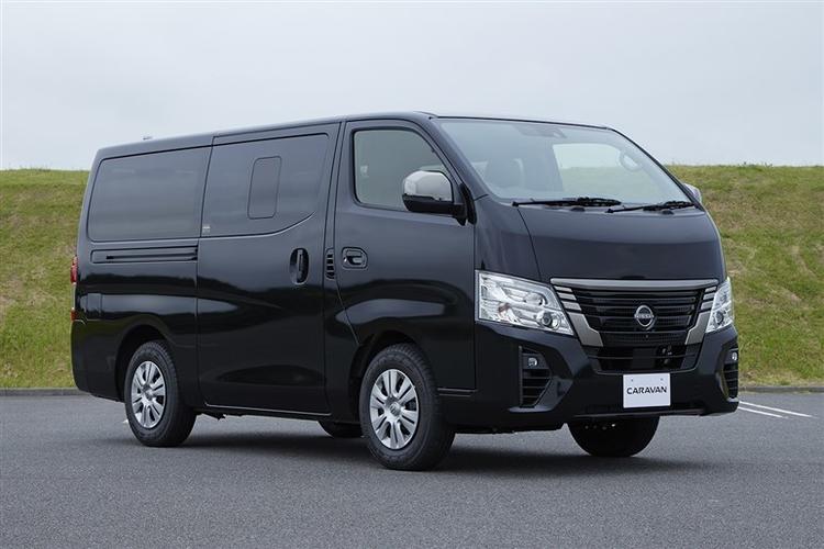 空间巨大的日产面包车caravan露营床车的最佳拍档