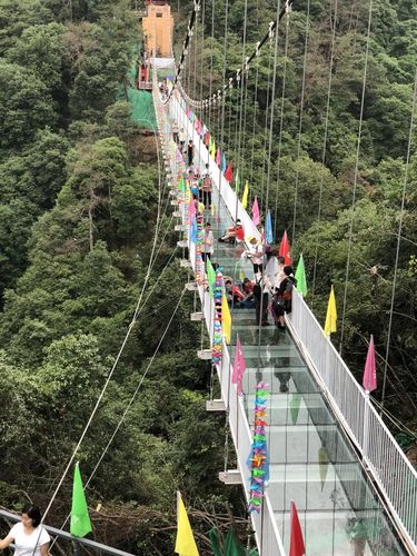 皖南"小九寨"醉三野黄崖大峡谷 醉仙谷5d玻璃桥 慈云古洞休闲2日游