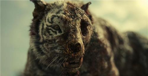 扎克·施耐德强势回归,时隔16年后再度执导丧尸片,但是翻车了!