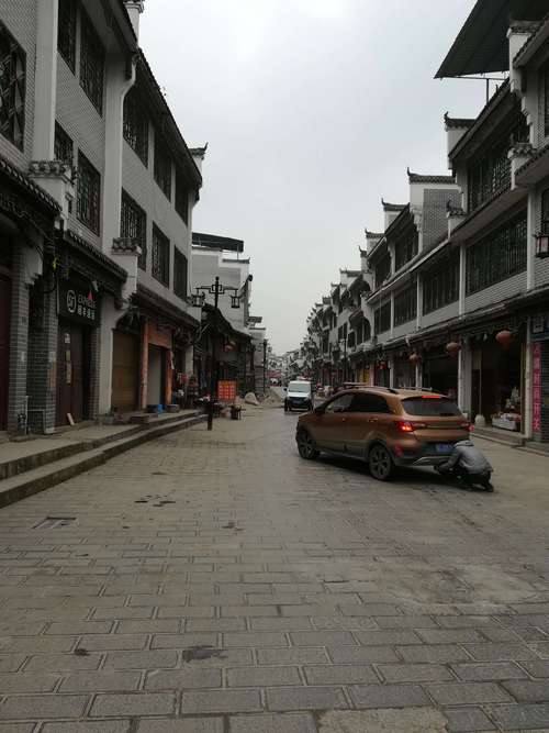 今天在正安安场文化镇舅舅家和表哥们欣赏古镇风景