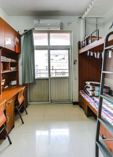 杭二滨江1重高学校住宿环境一览:全部学生可以住宿:杭州求是,东方中学