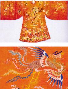 2006年9月,火炬接力中心第一次派人前来拍摄秦良玉龙凤袍上的凤凰纹饰