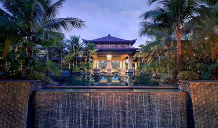 三亚清水湾雅居乐莱佛士度假酒店3天2晚海景房情侣蜜月套餐自助早餐