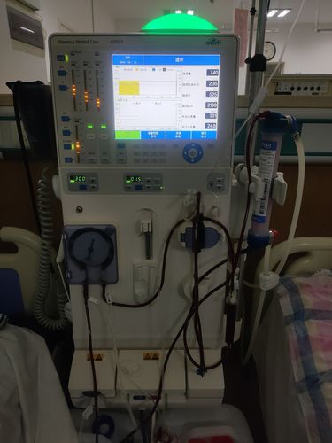 国药北方医院透析室新进10台费森透析机已投入使用