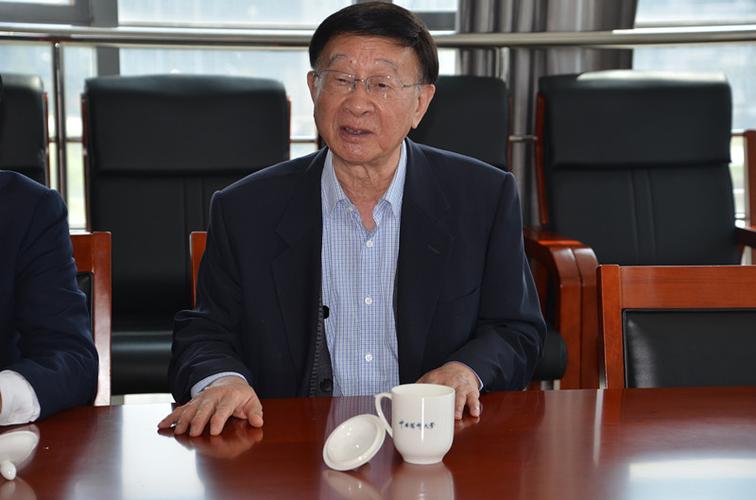 原江苏省委副书记,江苏省中华文化促进会名誉主席顾浩一行来访我校