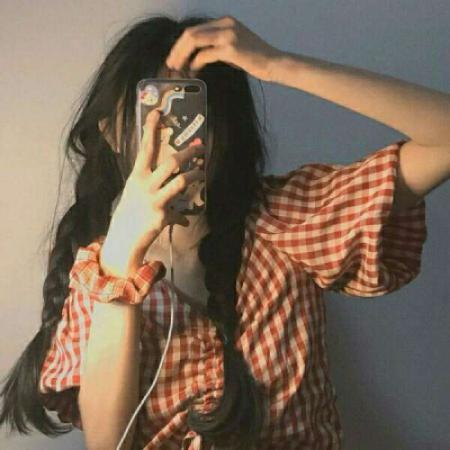 手机遮脸头像女,超好看的手机挡脸女头图片-女生头像