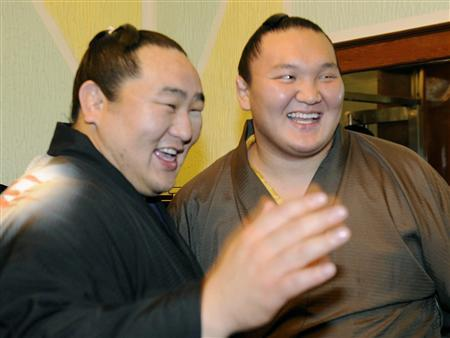 照片名称:朝青龙白鹏,所属相册:《朝青龙》