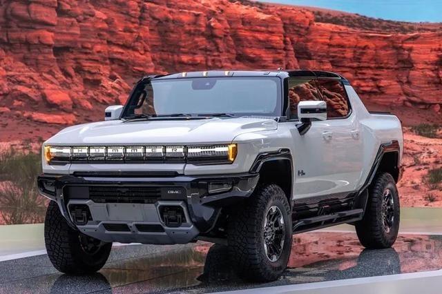 悍马ev亮相进博会,油老虎变身纯电动,仍然有万级扭矩输出