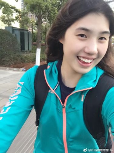 有颜值更有实力!南京体院小美女张雨霏亚运一日两金!