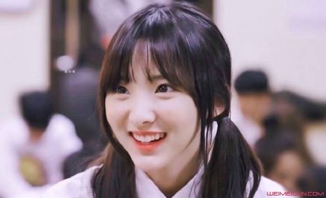 原创 郑乃馨是哪国人 nene详细资料遭扒原来是假偶天成的她