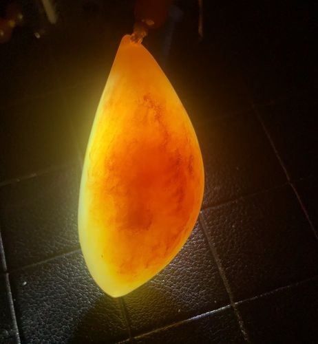 杨玉家天然黄龙玉鸡血红小黑黑山冰种老料随形颈饰