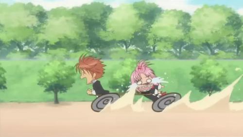 动漫中人物奔跑时的图片