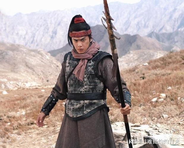 大汉军神霍去病专业打击匈奴20年他到底牛在哪里