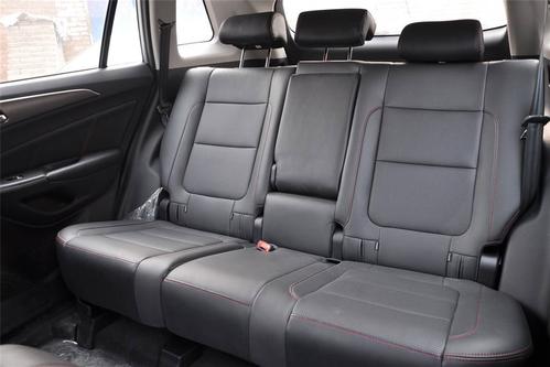 长安cs75后排座椅