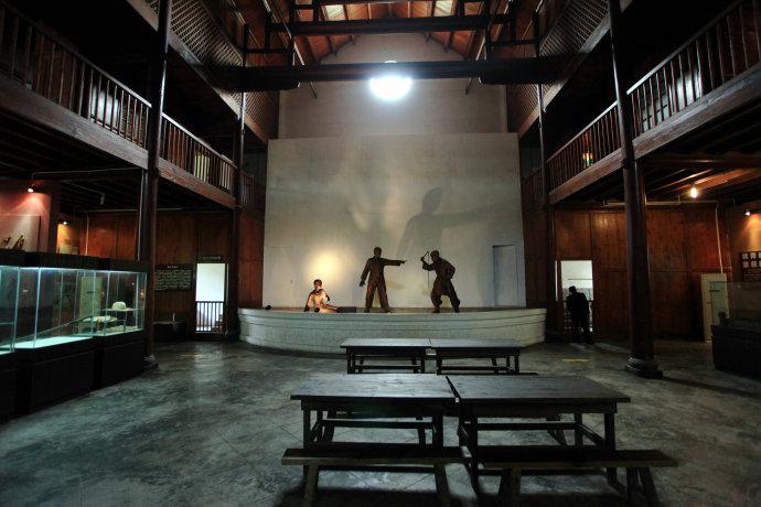 参观镇远"和平村"