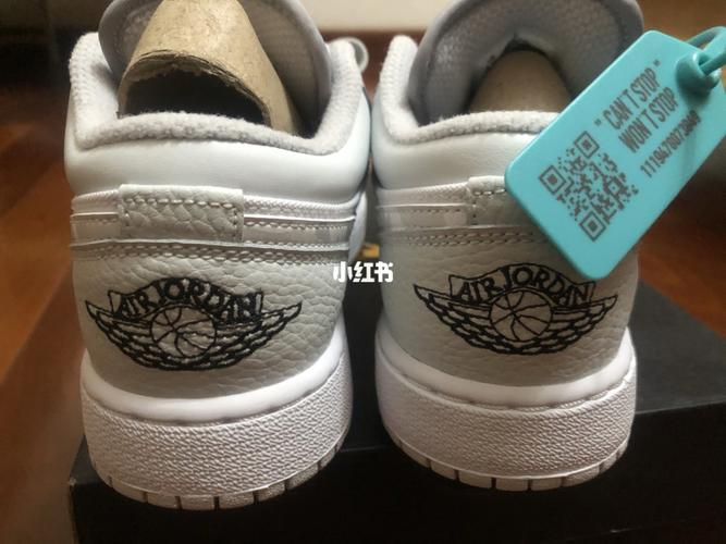 真假辨别air jordan 1 low aj1 小迪奥_迪奥怎么样_空中飞人怎么样
