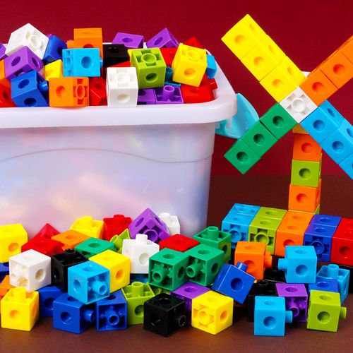 方块积木玩具拼装塑料拼插幼儿园早教男孩女孩3岁6儿童益智力开发