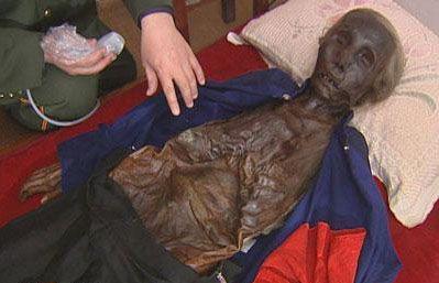 死后27年的尸体没有腐烂有人猜测生前曾服用过化学用品