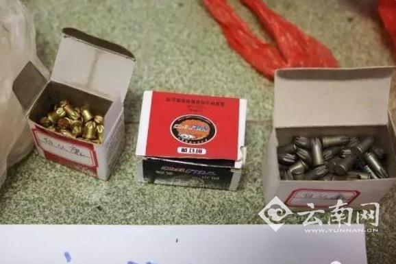 在上述2起案件中,元谋森林公安共缴获射钉枪2支,枪支配件4件,射钉弹