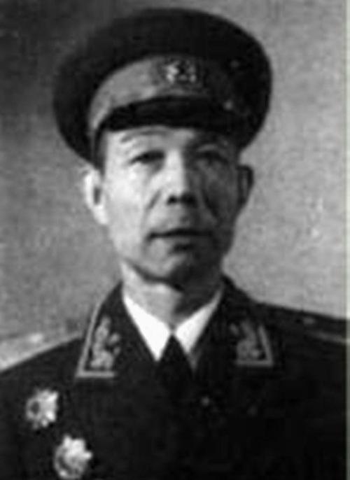 裴志耕是河北大名人,曾在大名的省立第七师范就读,这所学校也培养了大