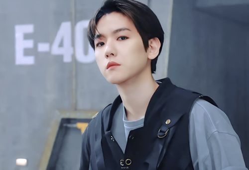 边伯贤 高清图片