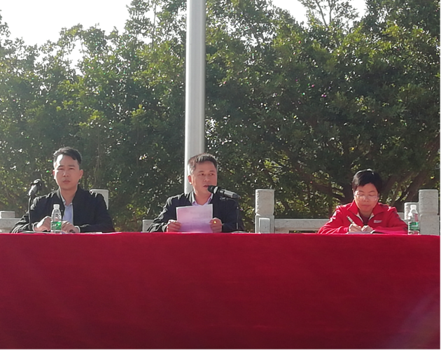李富明主任总结教学工作