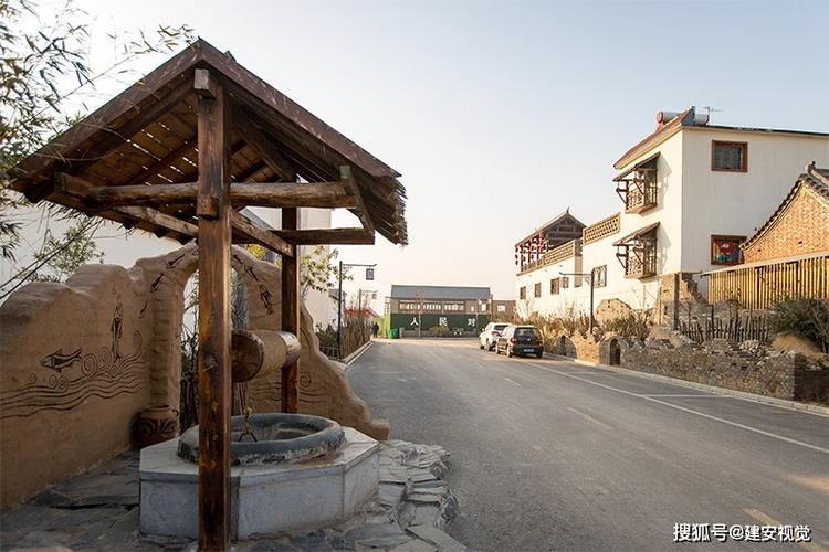 河南省安阳县白壁镇"美丽西裴小镇"街景.(王建安 摄影)