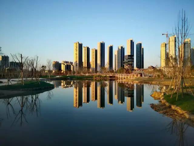 (九叠河公园实景图)