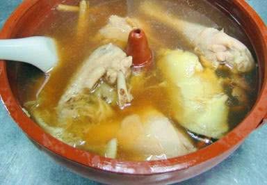 榴莲煲鸡,有人用壳有人用肉,都不对!用它才是正确的