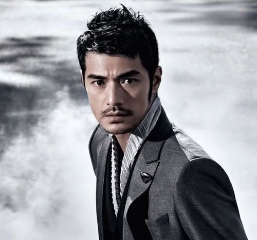 4大胡子造型推荐:八字胡,山羊胡,落腮胡,口字胡