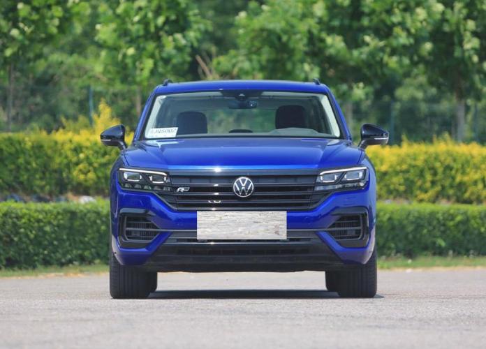 大众途锐:被车标耽误的进口豪华suv,空气悬架 v6引擎,最高让利11万没