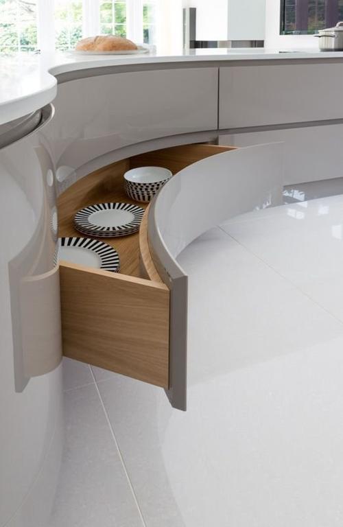 厨房布局不止4种,现流行将灶台,橱柜装成半圆,一转身就能洗炒