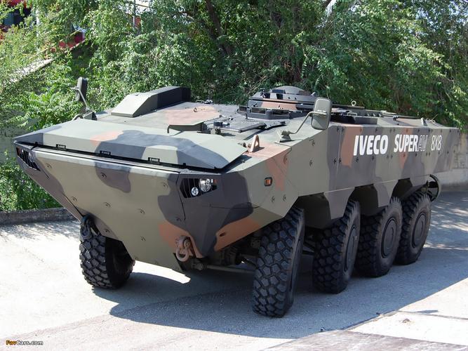 英国贝宜系统公司的产品---"依维柯"超级两栖战车