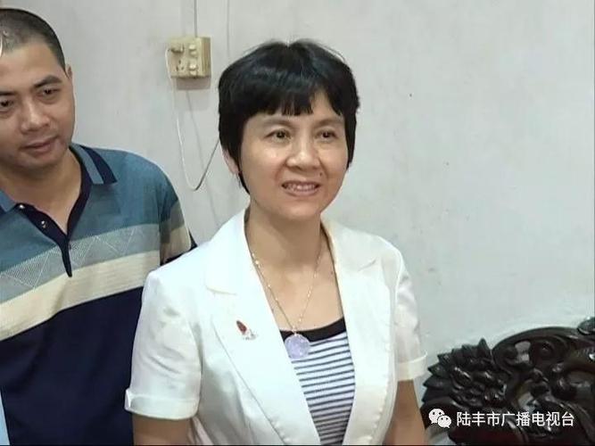 >>正文内容全国烈士纪念日到来之际,9月30日上午,汕尾市政协主席郑佳