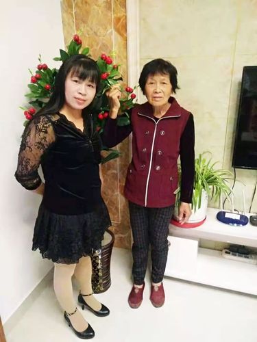 婆婆王友珍媳妇胡秀花