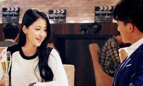 爱情公寓1里的小波是谁演的