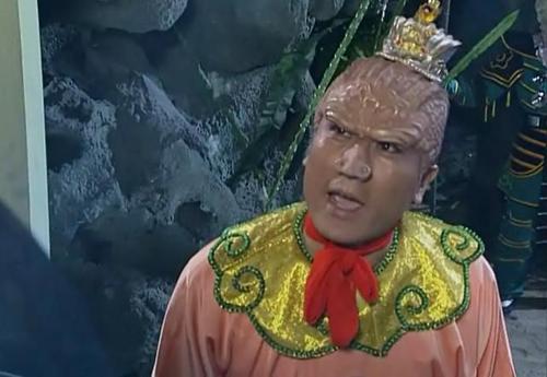 取经团队在降服红孩儿之后,来到了黑水河.