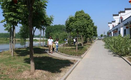 义安区胥坝乡美丽乡村五一长假迎来众多游客