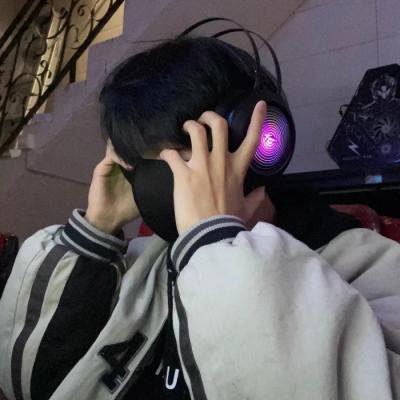 真人男网图现实一点帅气头像_男生头像_头像屋