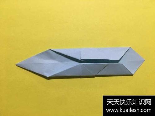 纸暗器怎么折飞刀