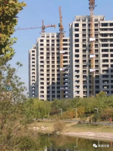 针对近来中央公馆,浩东凯旋公馆等项目建设单位向住建局提交的配套费