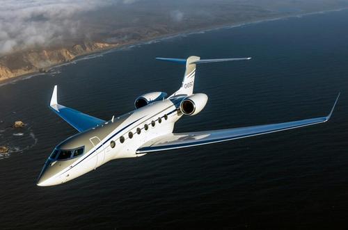 他的私人飞机型号是湾流g650,其实不仅是他选择了这款私人飞机,像台湾